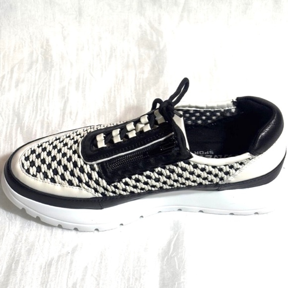 Vaneli Shoes - Vaneli Sport Women’s Sneakers Black/White 7 1/2